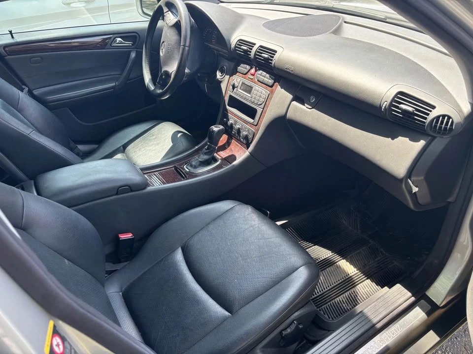 2004 Mercedes-Benz W203 C-Class - Image 8 of 9