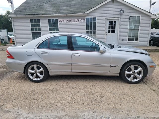 2004 Mercedes-Benz W203 C-Class - Image 5 of 21