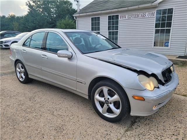 2004 Mercedes-Benz W203 C-Class - Image 6 of 21