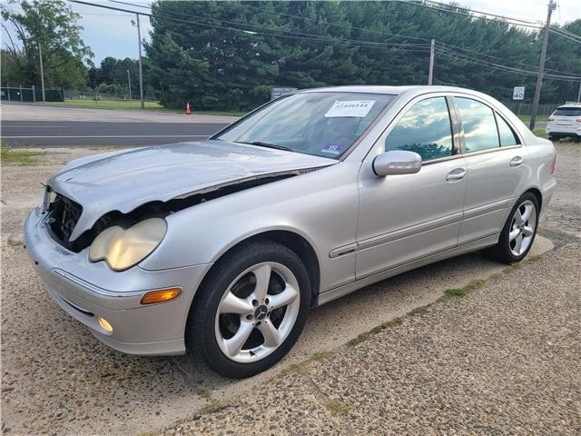 2004 Mercedes-Benz W203 C-Class - Image 2 of 21
