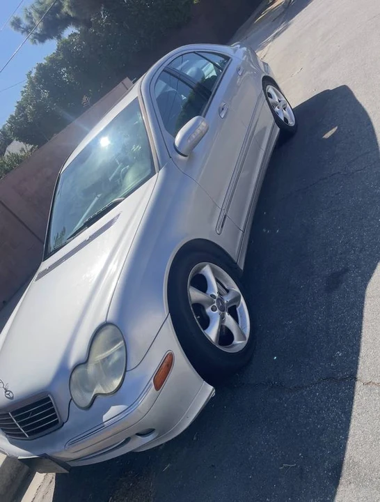 2004 Mercedes-Benz W203 C-Class - Image 3 of 4
