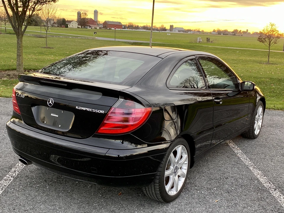2004 Mercedes-Benz W203 C-Class - Image 24 of 31
