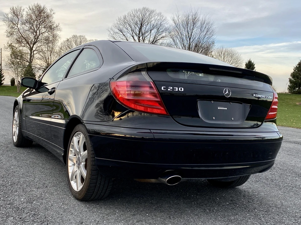 2004 Mercedes-Benz W203 C-Class - Image 17 of 31