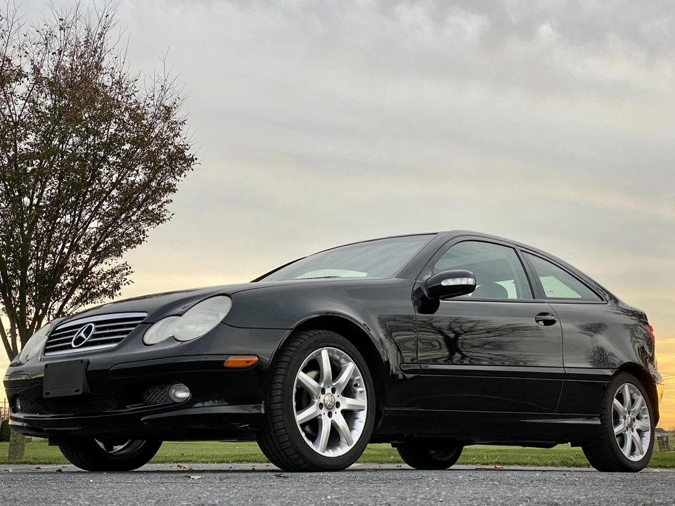 2004 Mercedes-Benz W203 C-Class - Image 11 of 31
