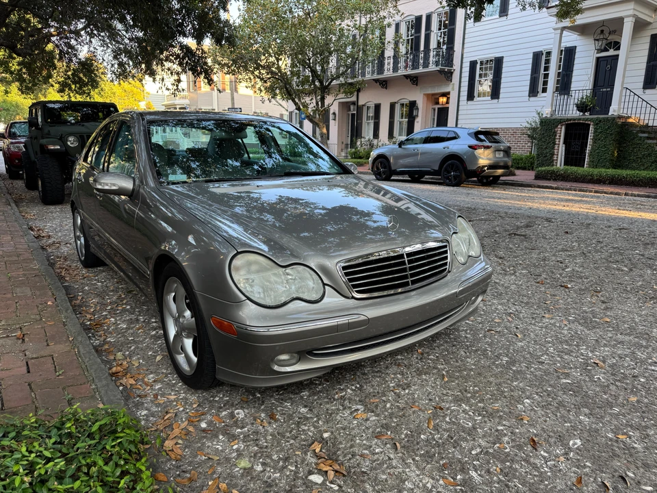 2004 Mercedes-Benz W203 C-Class - Image 15 of 31
