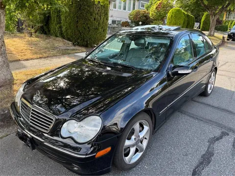 2004 Mercedes-Benz C230 Kompressor Sedan