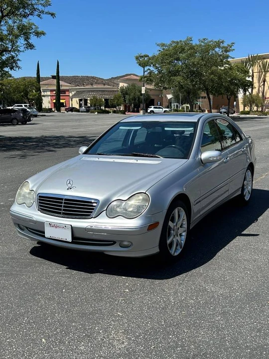 2004 Mercedes-Benz W203 C-Class - Image 2 of 10