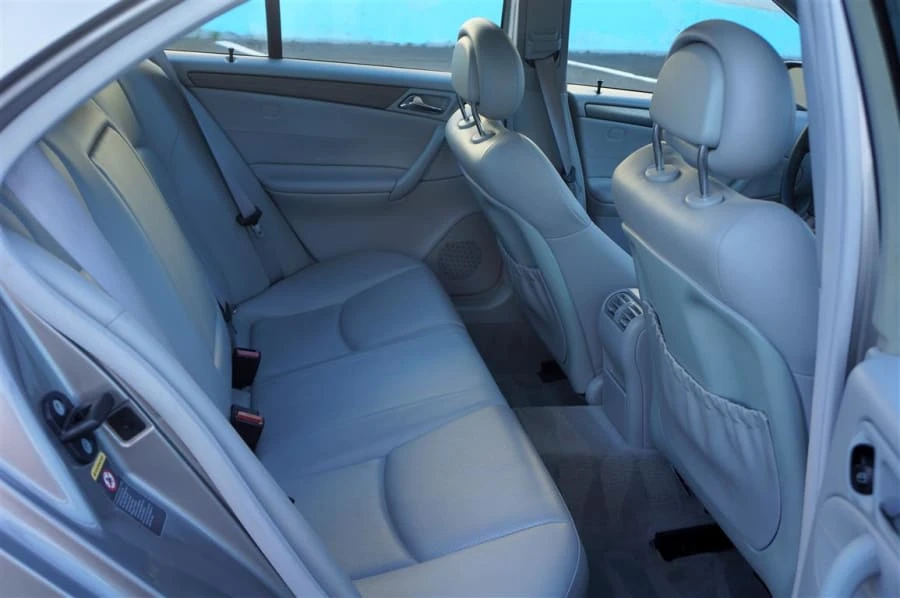 2004 Mercedes-Benz W203 C-Class - Image 7 of 12
