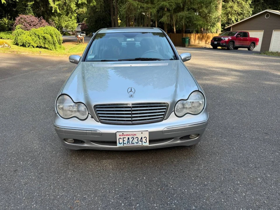 2004 Mercedes-Benz W203 C-Class - Image 7 of 17