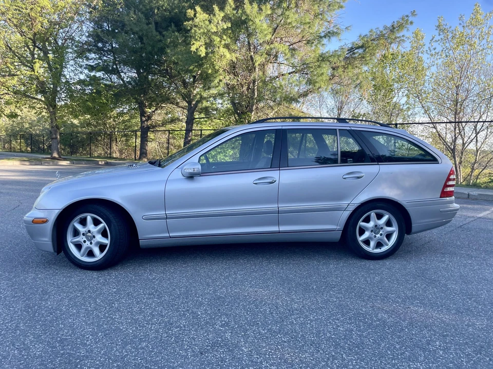 2004 Mercedes-Benz W203 C-Class - Image 23 of 31