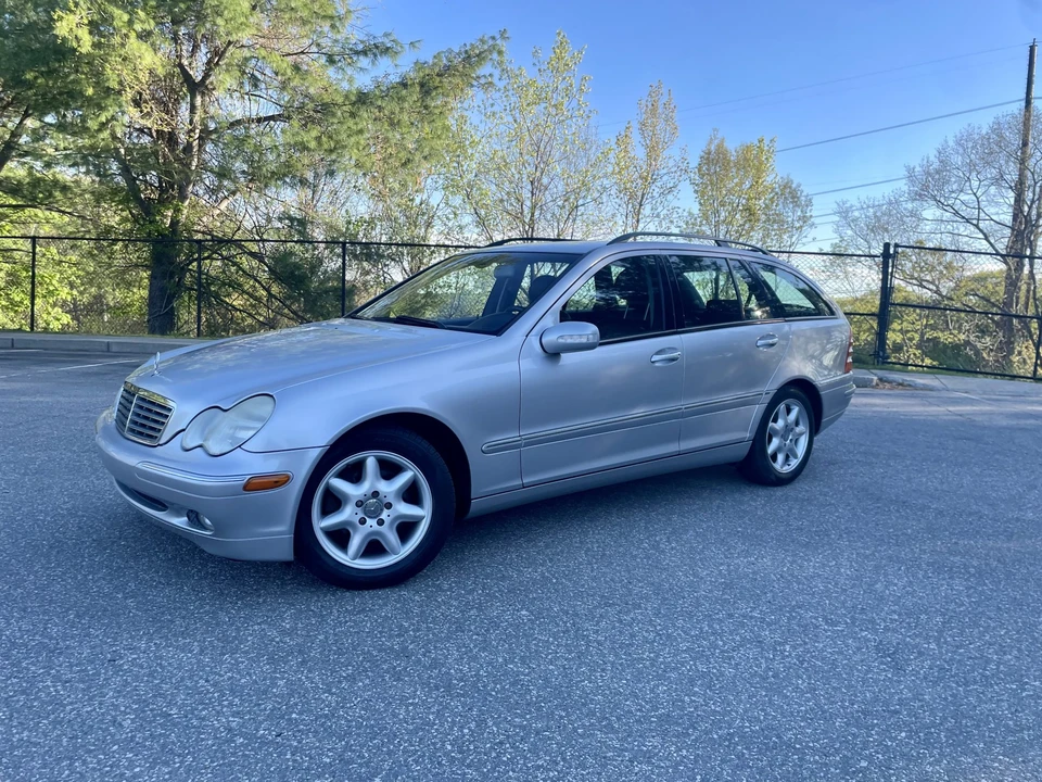 2004 Mercedes-Benz W203 C-Class - Image 22 of 31