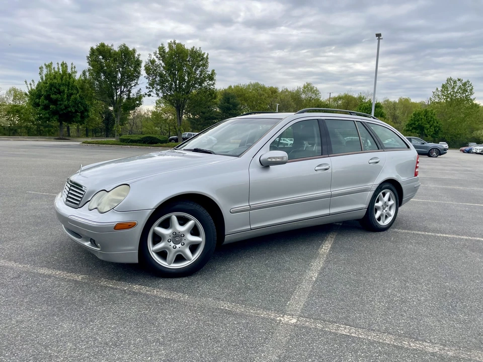 2004 Mercedes-Benz W203 C-Class - Image 9 of 31