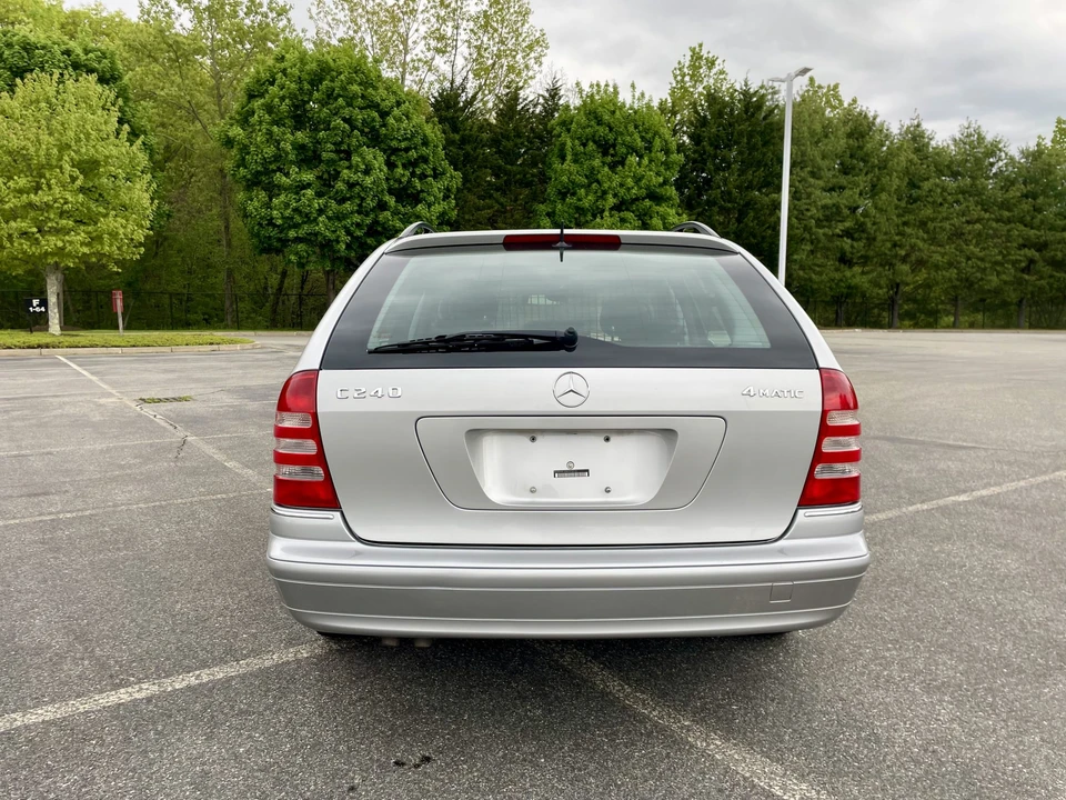 2004 Mercedes-Benz W203 C-Class - Image 12 of 31