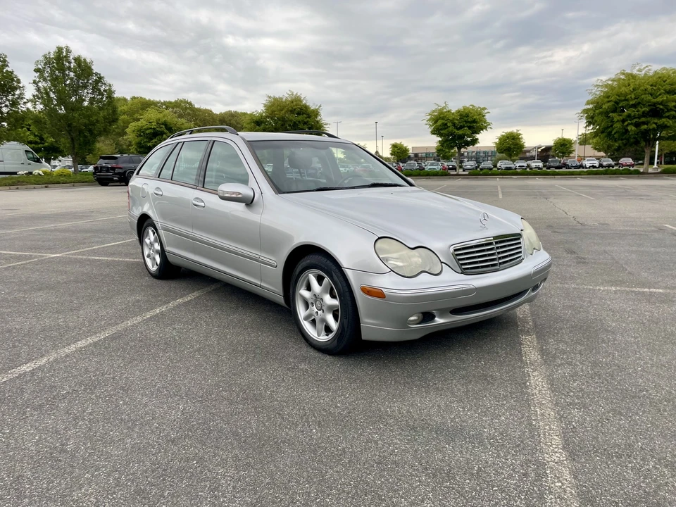 2004 Mercedes-Benz W203 C-Class - Image 15 of 31