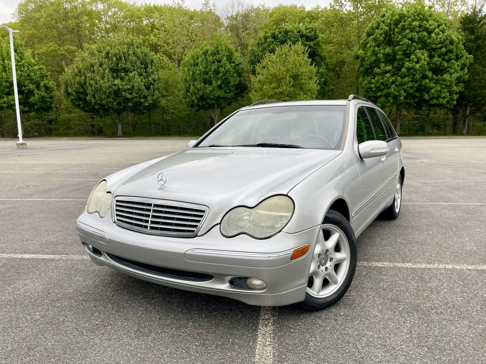 2004 Mercedes-Benz W203 C-Class - Image 3 of 31