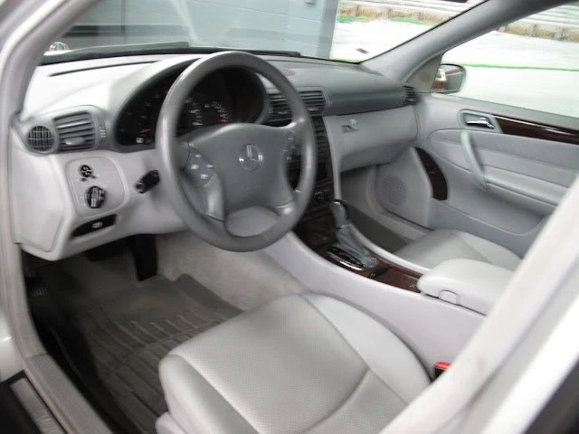 2004 Mercedes-Benz W203 C-Class - Image 5 of 21