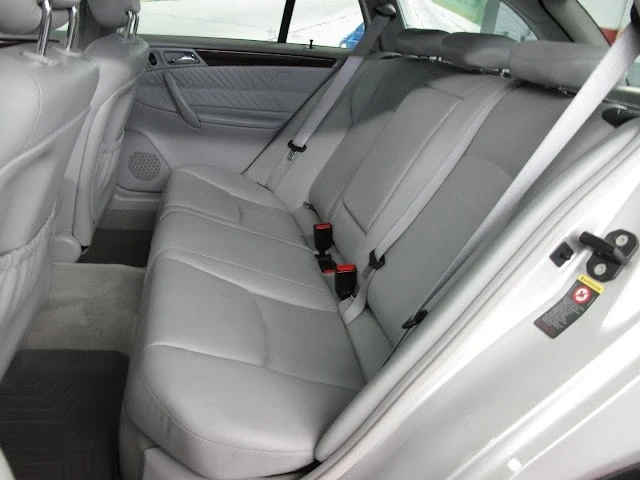 2004 Mercedes-Benz W203 C-Class - Image 14 of 21