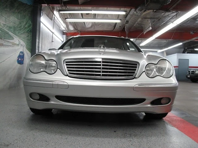 2004 Mercedes-Benz W203 C-Class - Image 19 of 21