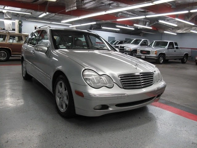 2004 Mercedes-Benz W203 C-Class - Image 9 of 21