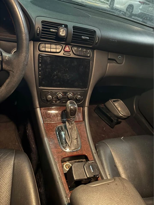 2004 Mercedes-Benz W203 C-Class - Image 14 of 20
