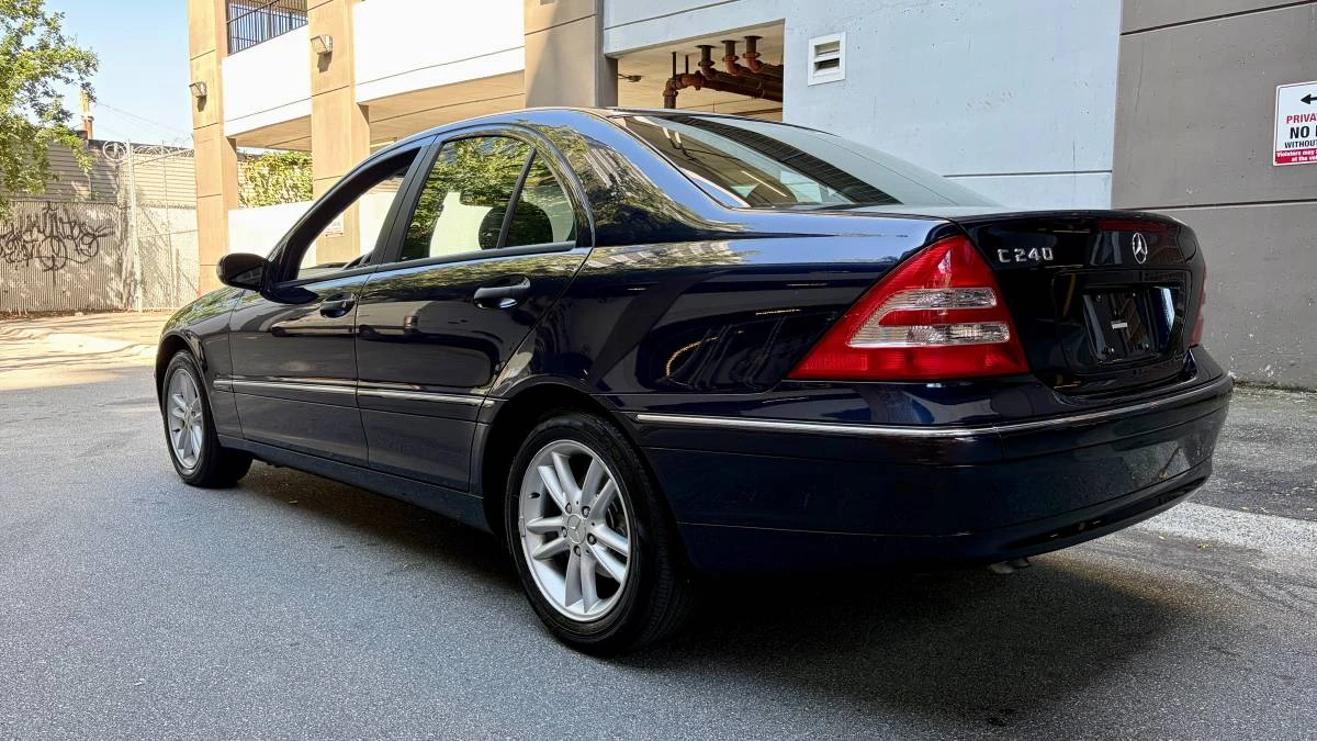 2004 Mercedes-Benz W203 C-Class - Image 3 of 17