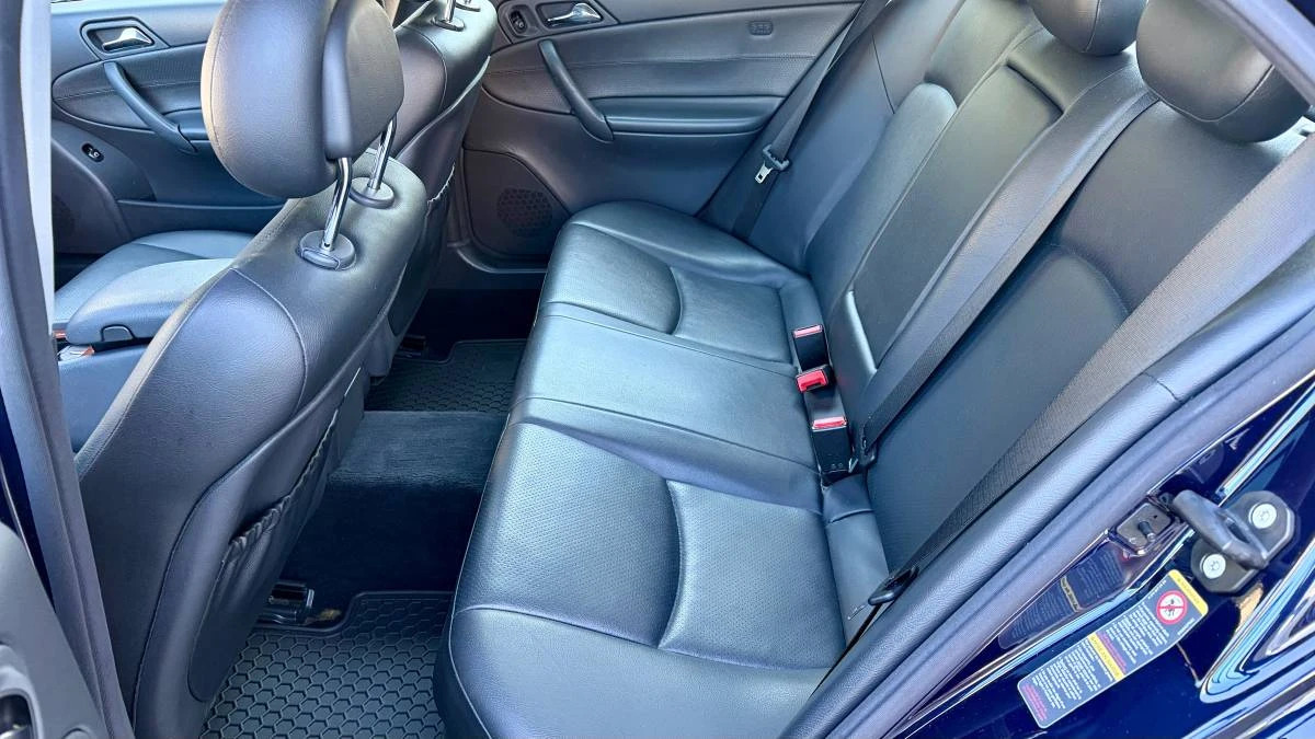 2004 Mercedes-Benz W203 C-Class - Image 12 of 17