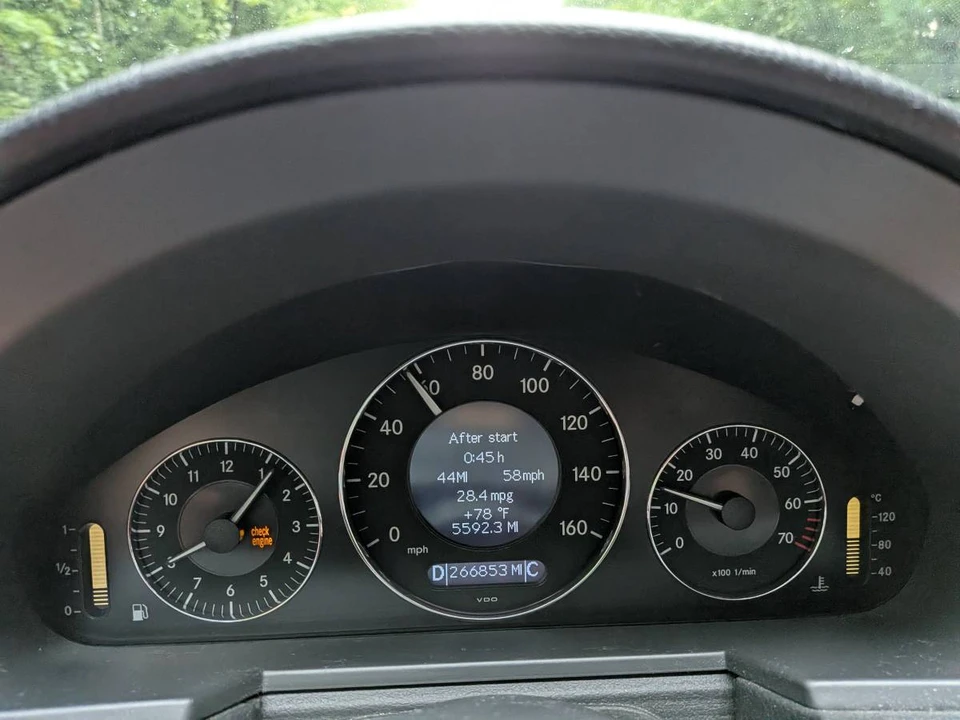 2004 Mercedes-Benz W203 C-Class - Image 23 of 24
