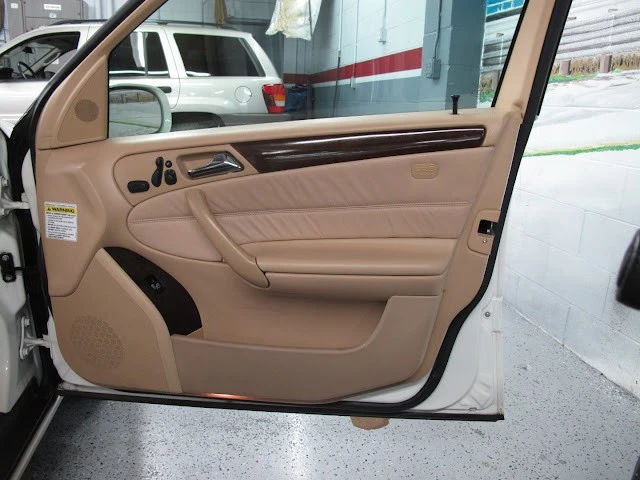 2004 Mercedes-Benz W203 C-Class - Image 13 of 21