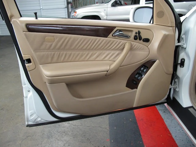2004 Mercedes-Benz W203 C-Class - Image 10 of 21