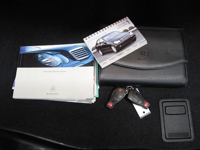 2004 Mercedes-Benz W203 C-Class - Image 4 of 21