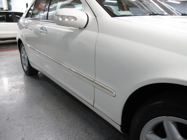 2004 Mercedes-Benz W203 C-Class - Image 13 of 21