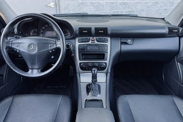 2004 Mercedes-Benz W203 C-Class - Image 5 of 8