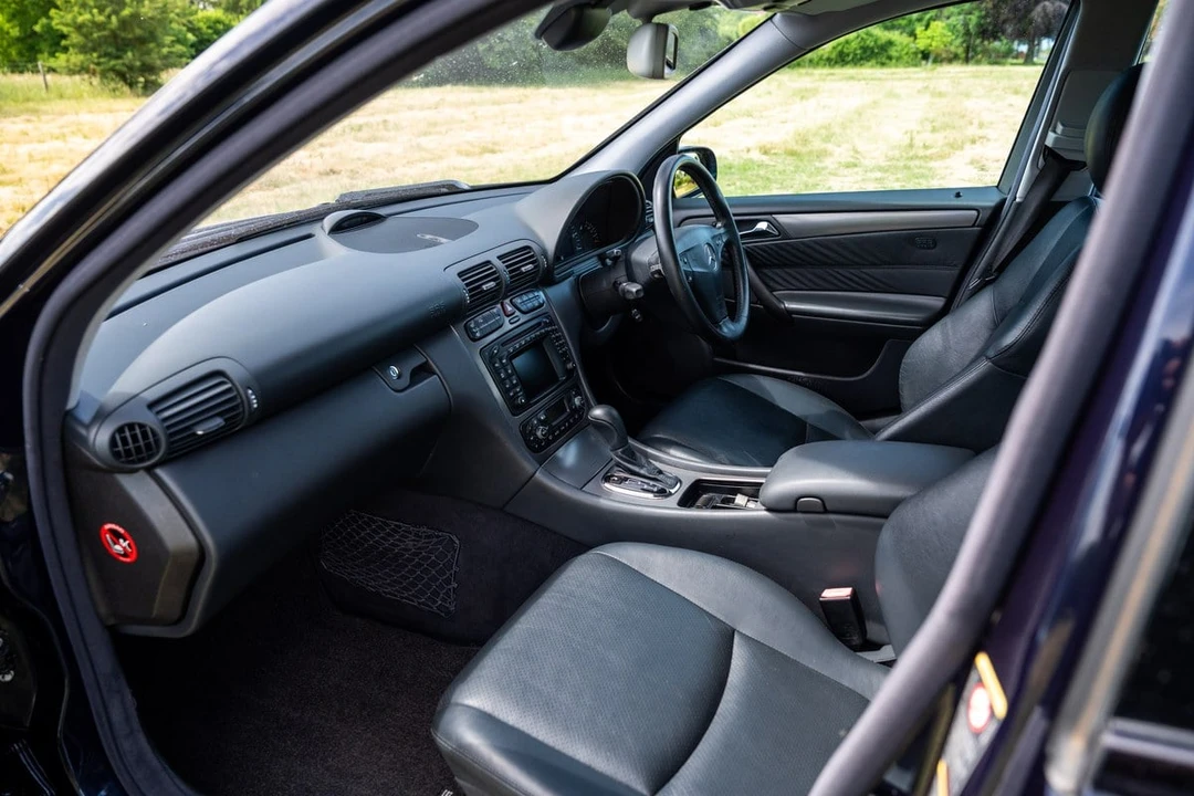 2004 Mercedes-Benz W203 C-Class - Image 6 of 30