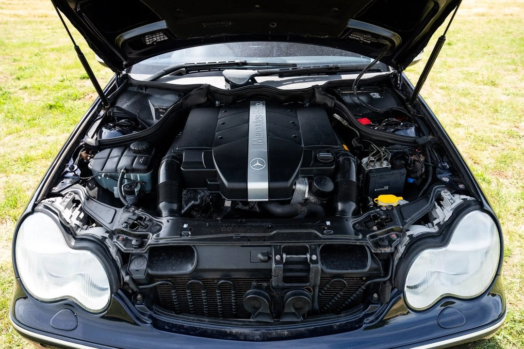 2004 Mercedes-Benz W203 C-Class - Image 15 of 30