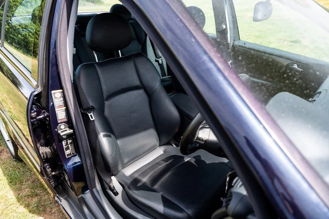 2004 Mercedes-Benz W203 C-Class - Image 10 of 30