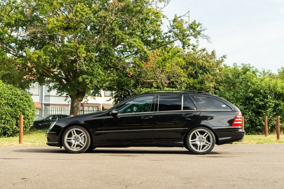 2004 Mercedes-Benz W203 C 55 AMG - Image 17 of 30