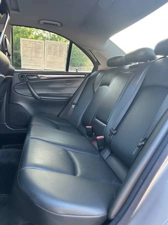 2004 Mercedes-Benz W203 C-Class - Image 8 of 11