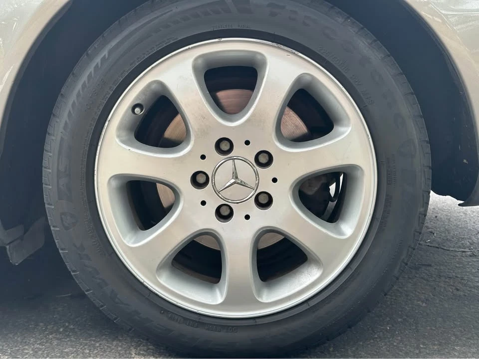 2004 Mercedes-Benz C209/A209 CLK-Class - Image 6 of 20
