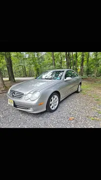 2004 Mercedes-Benz CLK 320 Coupe