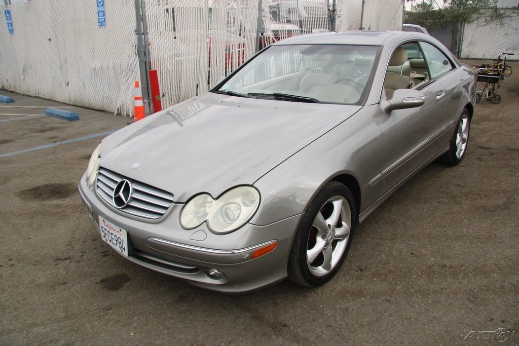 2004 Mercedes-Benz C209/A209 CLK-Class - Image 2 of 21
