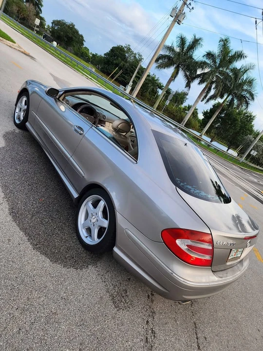 2004 Mercedes-Benz C209/A209 CLK-Class - Image 4 of 11