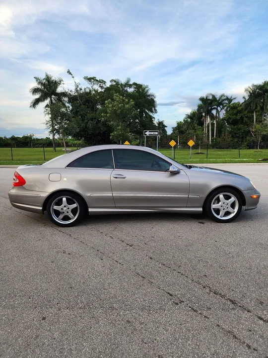 2004 Mercedes-Benz C209/A209 CLK-Class - Image 9 of 11