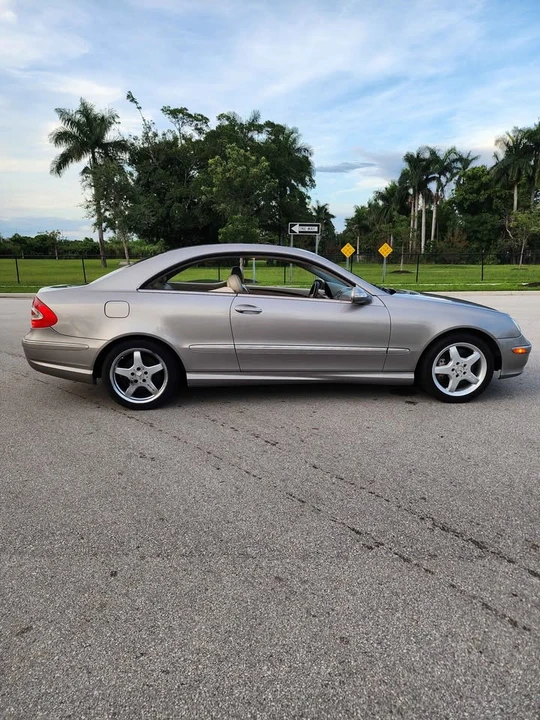 2004 Mercedes-Benz C209/A209 CLK-Class - Image 6 of 11