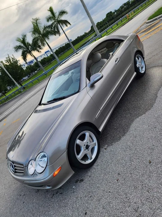 2004 Mercedes-Benz C209/A209 CLK-Class - Image 3 of 11