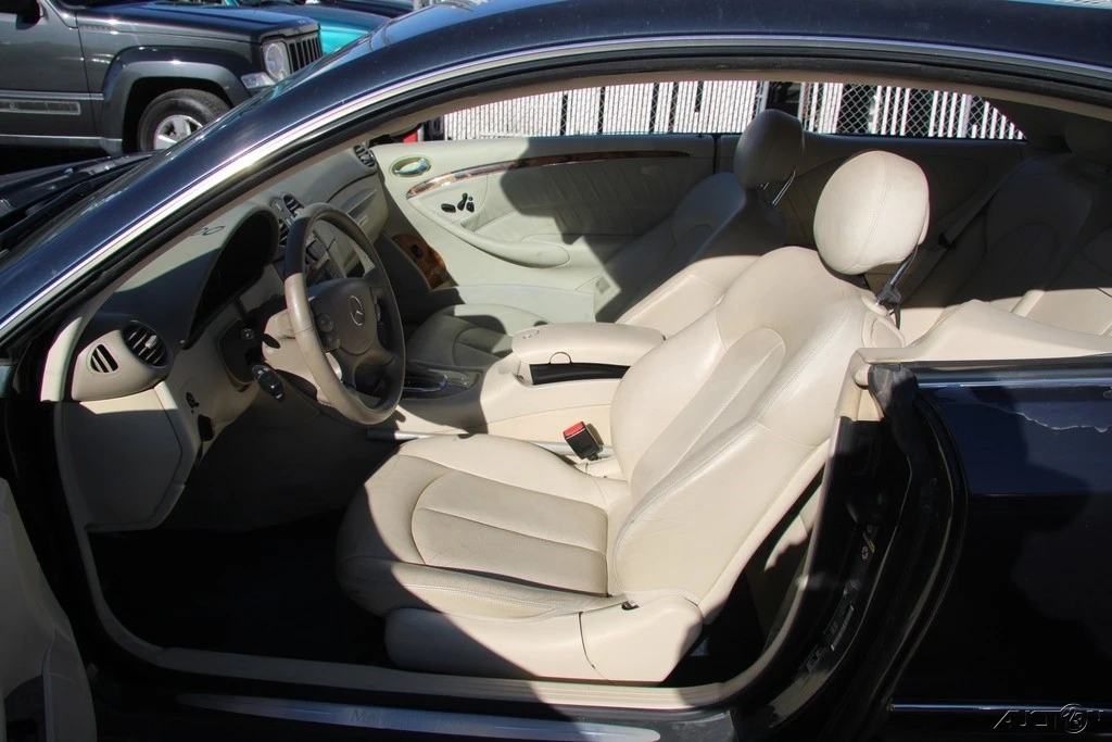 2004 Mercedes-Benz C209/A209 CLK-Class - Image 12 of 21