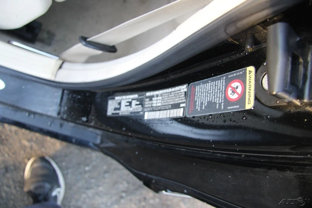 2004 Mercedes-Benz C209/A209 CLK-Class - Image 11 of 21