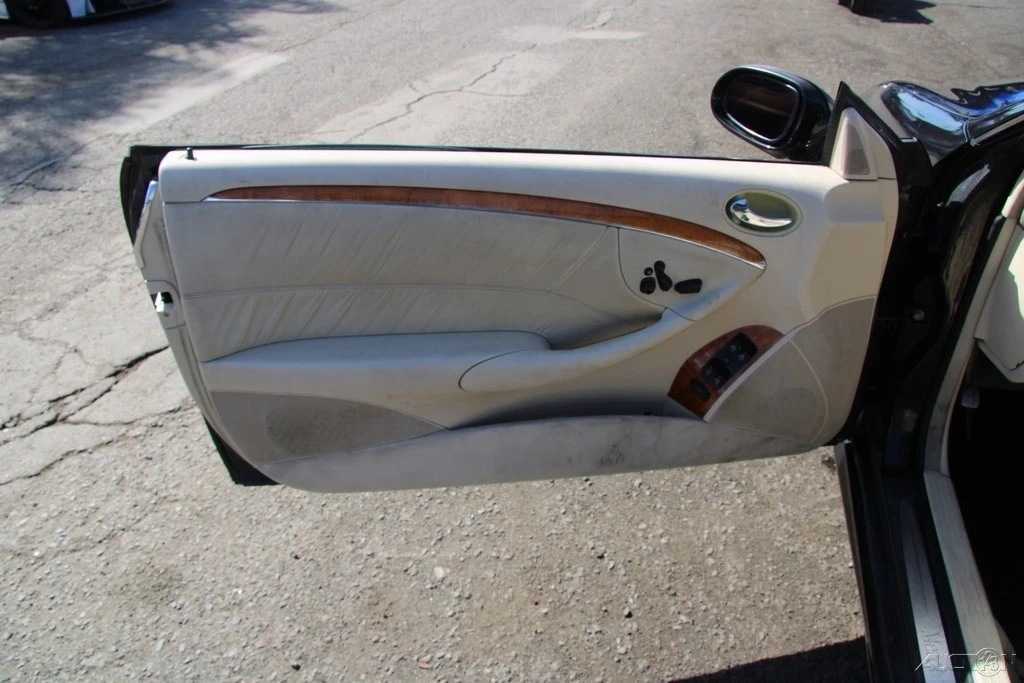 2004 Mercedes-Benz C209/A209 CLK-Class - Image 11 of 21