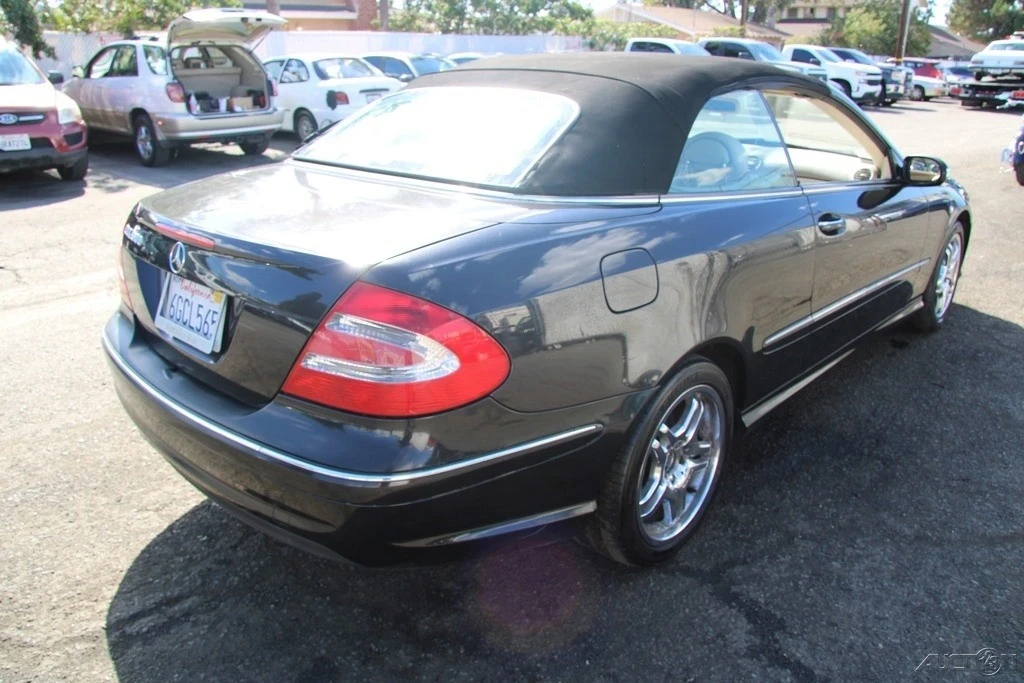 2004 Mercedes-Benz C209/A209 CLK-Class - Image 6 of 21