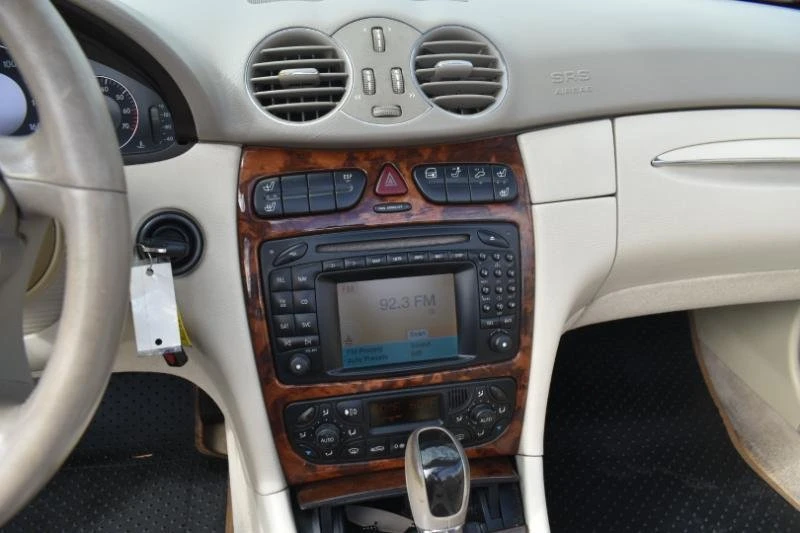 2004 Mercedes-Benz C209/A209 CLK-Class - Image 12 of 20