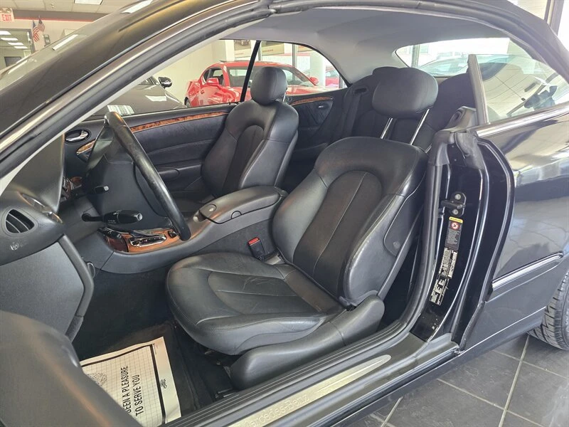 2004 Mercedes-Benz C209/A209 CLK-Class - Image 9 of 20